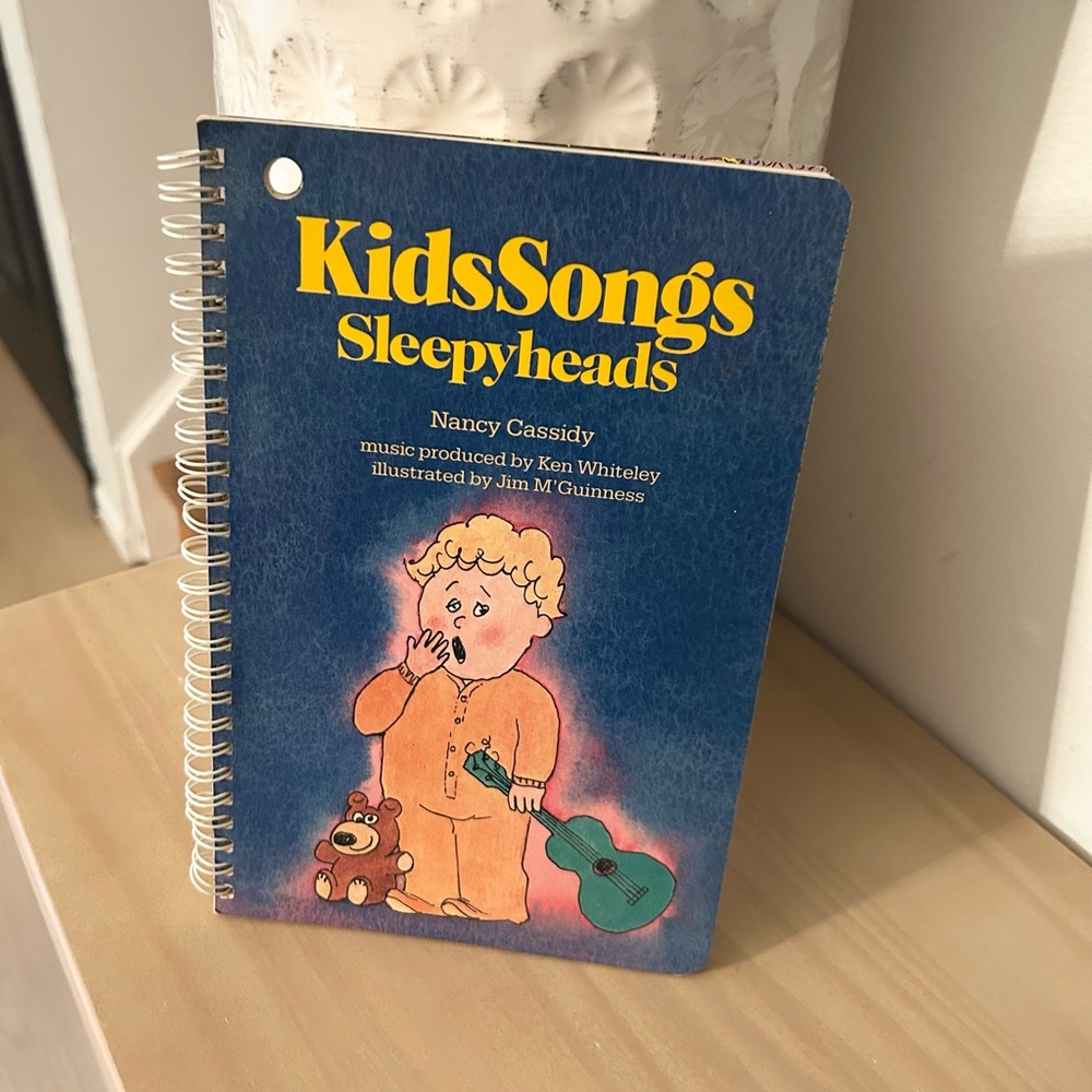 Vintage 1992 Kids Songs Sleepyheads Children's Songbook
